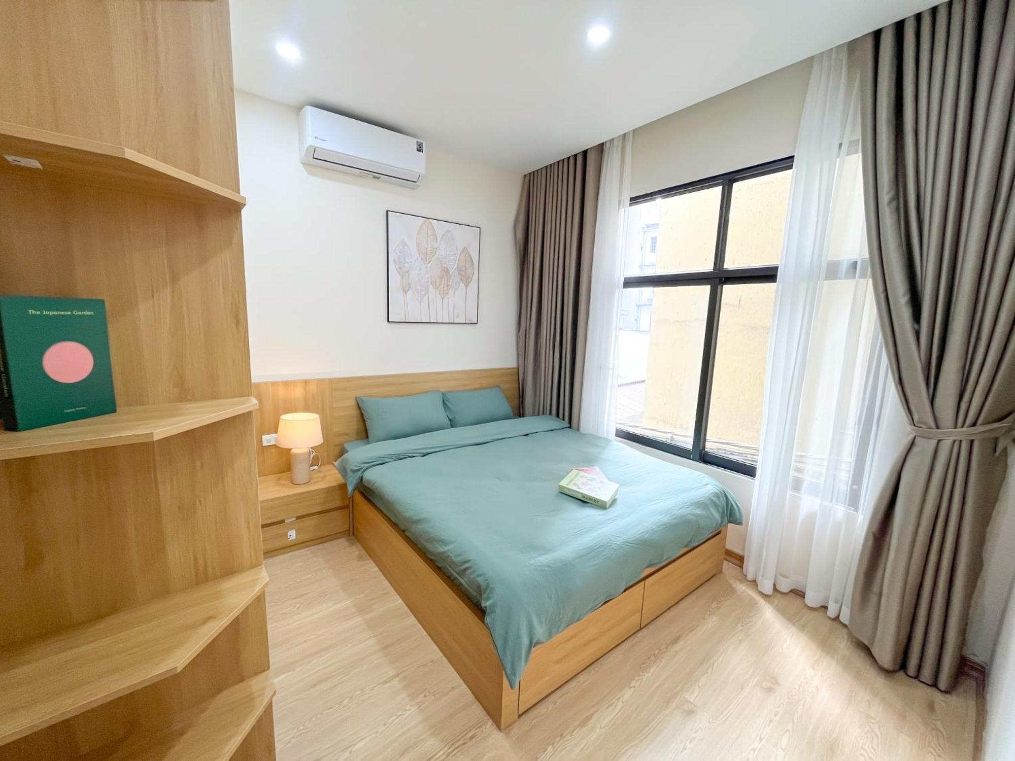Amazing Housing Lac Long Quan Hanoi Buitenkant foto