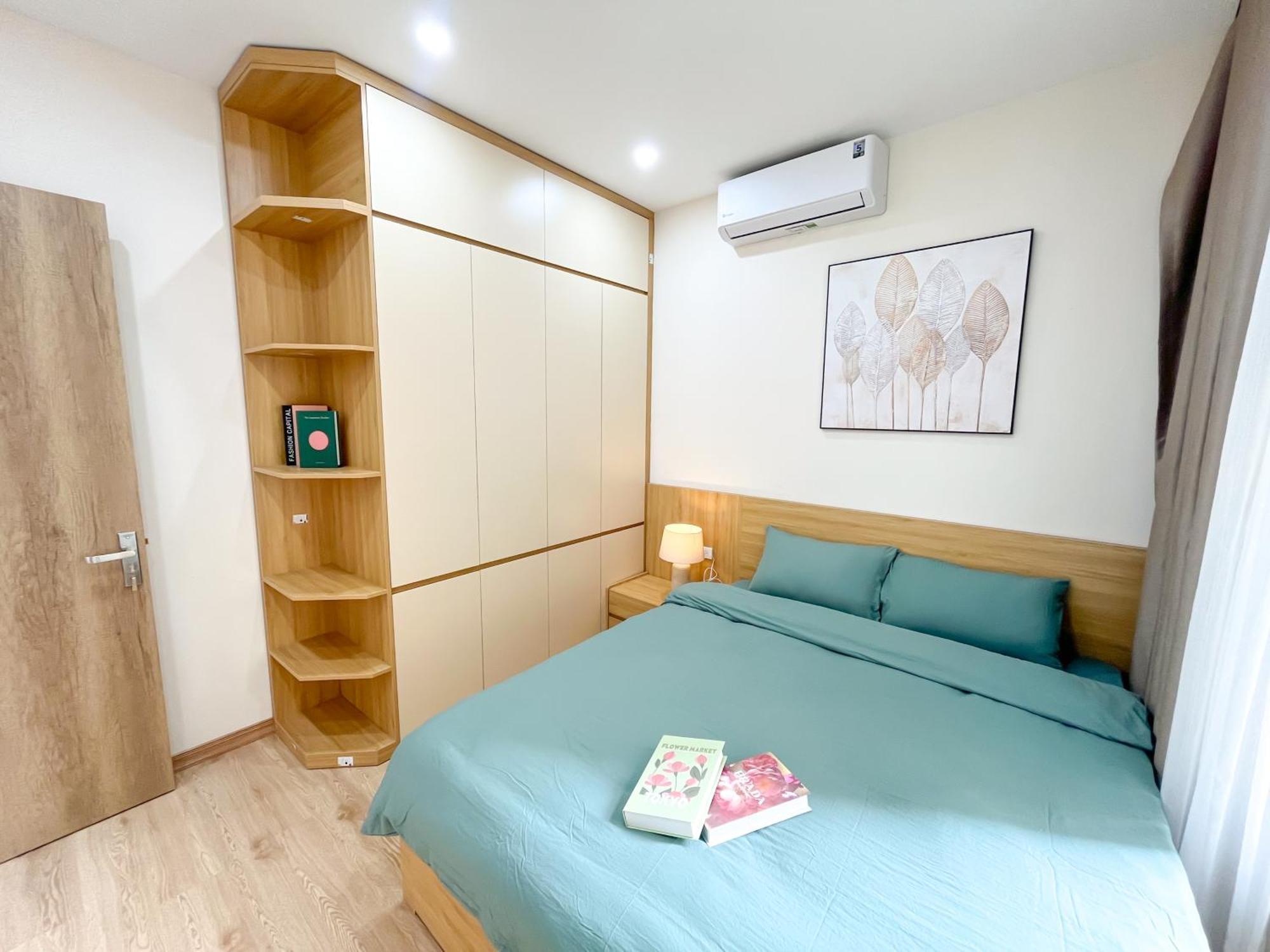 Amazing Housing Lac Long Quan Hanoi Buitenkant foto