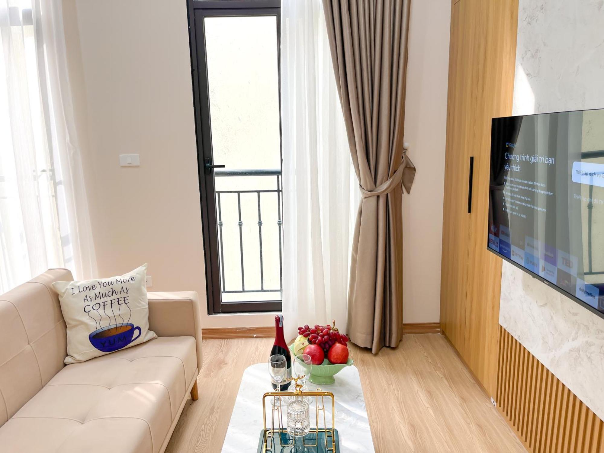 Amazing Housing Lac Long Quan Hanoi Buitenkant foto