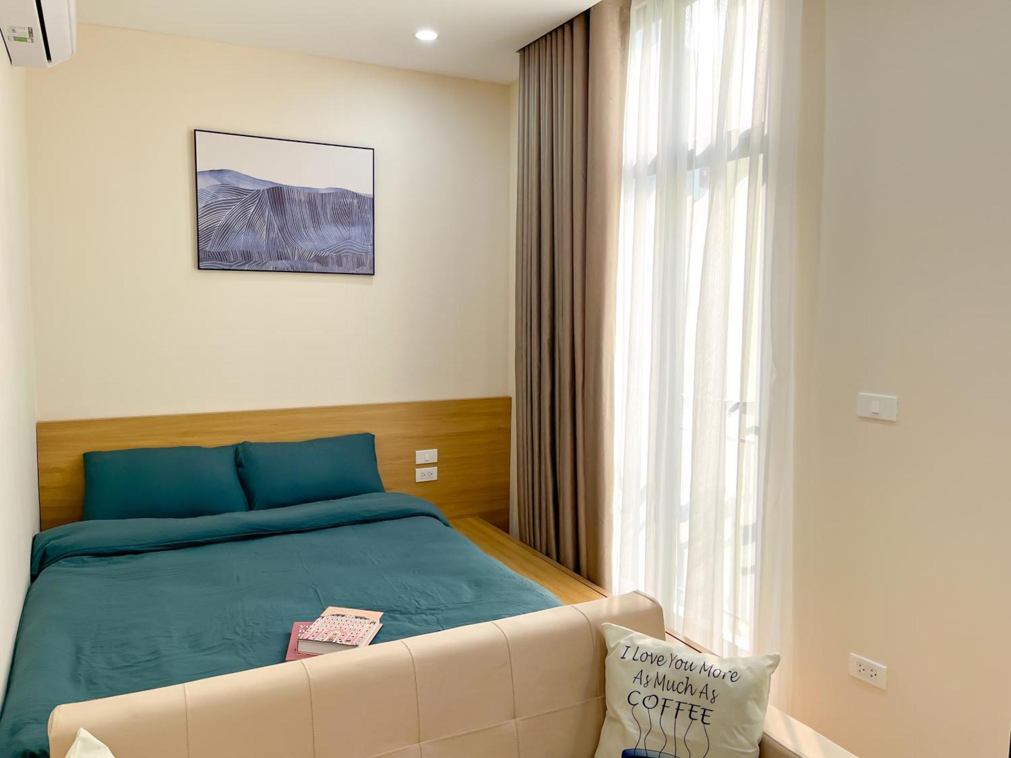 Amazing Housing Lac Long Quan Hanoi Buitenkant foto